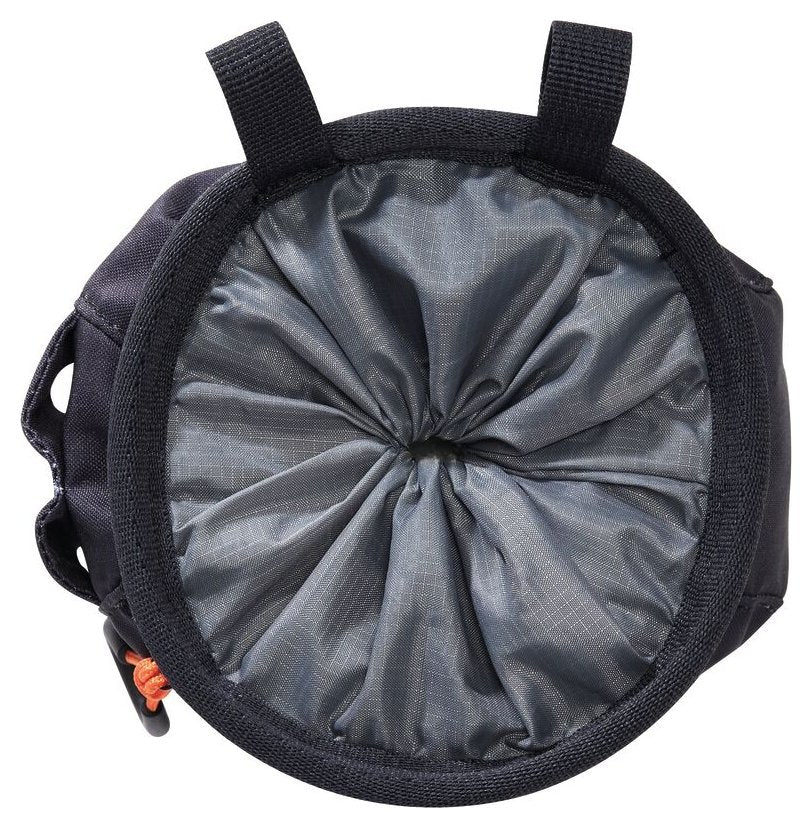 Sakapoche - black, ergonomic chalk bag with pocket