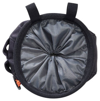 Load image into Gallery viewer, Sakapoche - black, ergonomic chalk bag with pocket
